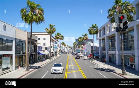 Santa Monica Boulevard Street View In Beverly Hills Los Angeles