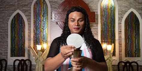 Igreja Da Comunidade Metropolitana Terá Primeira Reverenda Trans