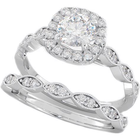 925 Sterling Silver Round Cut Cubic Zirconia Ring Set