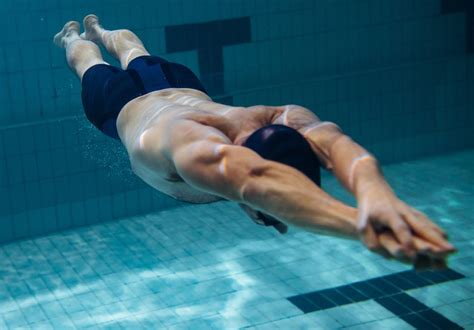 Streamline Your Swimming For Greater Efficiency Breaking Muscle