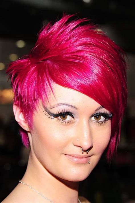 20 Cute Emo Hairstyles For Girls