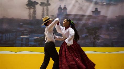 Pasillo Folk Dance In Aguadas Caldas Youtube