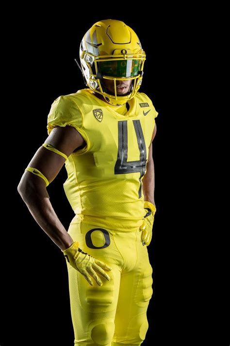 University Of Oregon Ducks 2018 Football Uniforms — All Yellow Combo