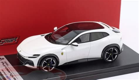 143 Looksmart 2022 Ferrari Purosangue White Car Model