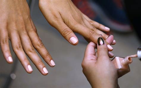 We asked an expert if the beauty tips mum told us are ...
