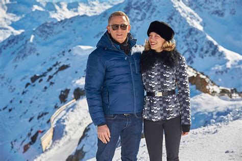 Tumblr is a place to express yourself, discover yourself, and bond over the stuff you love. 'Spectre' Cast Images: It's Daniel Craig's Turn to Go Skiing