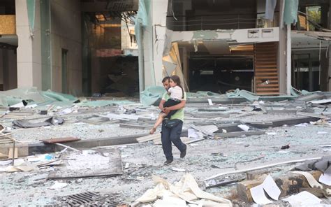 Double Explosion à Beyrouth Les Images De La Ville Dévastée