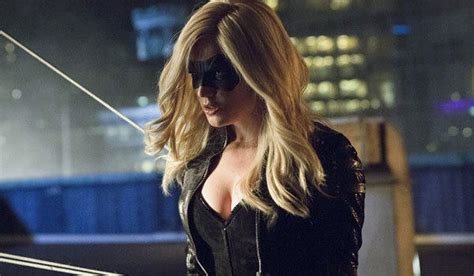 Arrow Qanda Caity Lotz Talks Black Canary Huntress And More Latimes