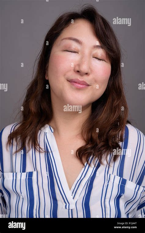Japanese Mature Woman Face Hi Res Stock Photography And Images Alamy