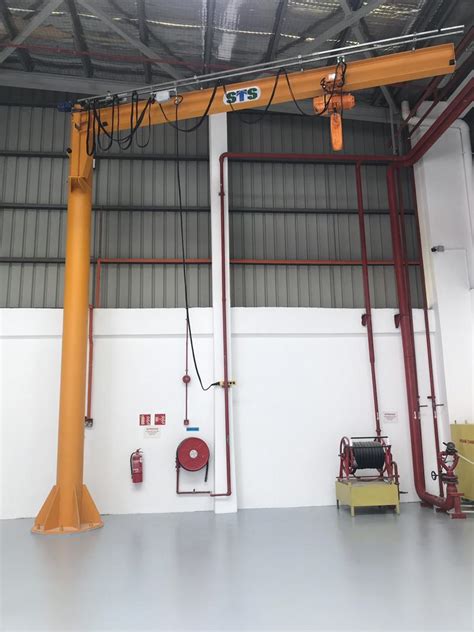 Slewing Jib Crane Material Handling Equipment Seratech Systems