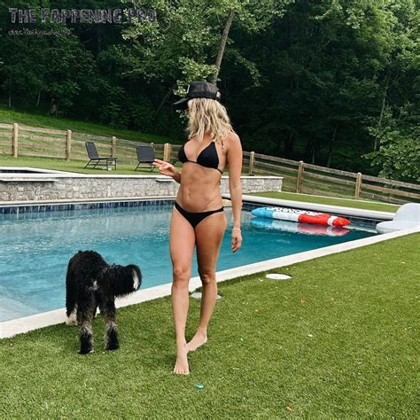 Kristin Cavallari Shows Off Her Ass And Sexy Feet In A Bikini 18