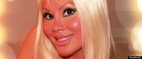 Woman Spends 99000 To Look Like Blow Up Sex Doll Huffpost Weird News