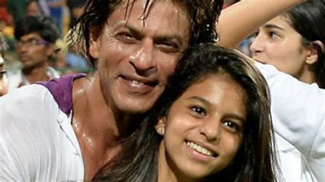 Shahrukh Khans Daughter Suhana Khan Spotted In A Bikini With Abram On The Beach View Pics