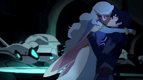 Keith And Princess Alluras Romantic Kiss From Voltron Legendary Defender Voltron Legendary