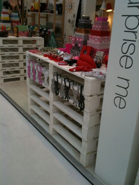 Great Use Of Upcycled Pallets For Display Pallet Crates Recycled