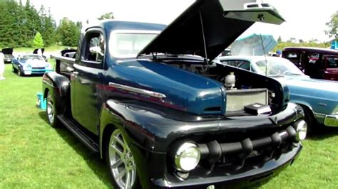 A truck camper is an rv that is carried in the bed of a pickup truck. 1952 Ford Pick up Truck - YouTube
