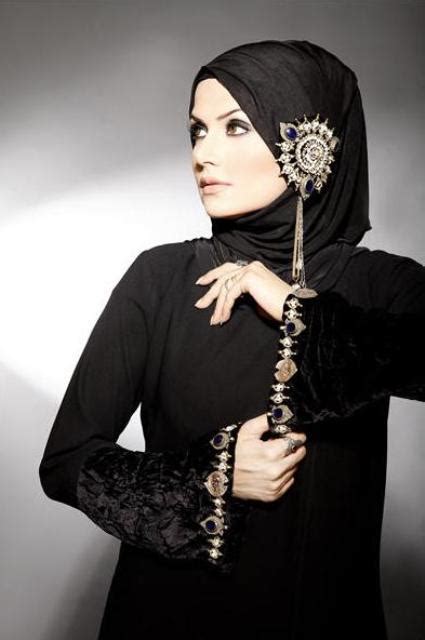 We did not find results for: Emoo Fashion: New Abaya Designs 2012