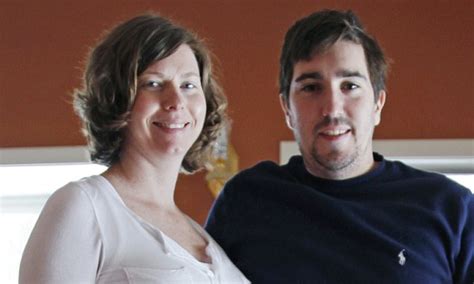 Boston Bombing Survivor Jeff Bauman And Wife Erin Divorce Daily Mail Online