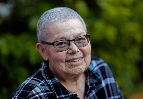 Elana Dykewomon Author Who Explored Lesbian Lives Dies At 72 The