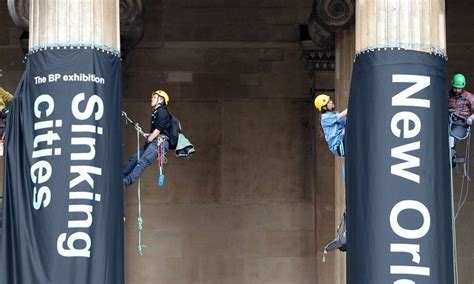 Greenpeace Protest Shuts Down British Museum For Four Hours