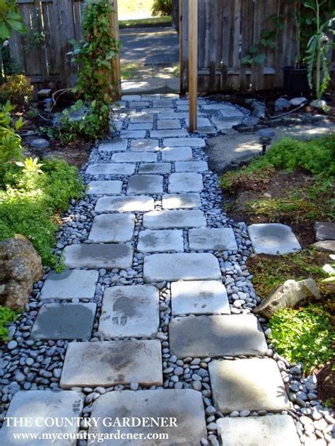 An Inexpensive Option For A Beautiful Path Flagstones And River Rock