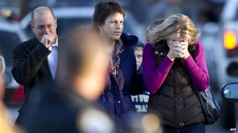 Sandy Hook Victims Families File Lawsuit Against Gun Maker Bbc News