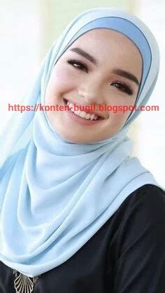 Cewek Jilbab Cantik Konten Bugil