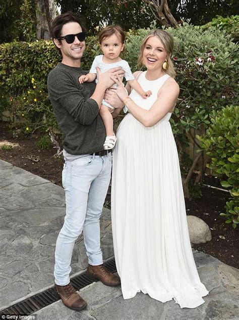 Ali Fedotowsky Showcases Huge Baby Bump In Flowing White