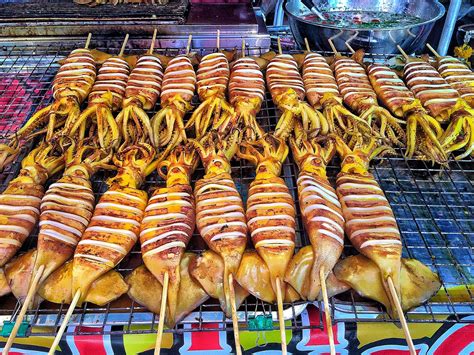 Given its proximity to many of bangkok's businesses, and the sheer. Best Thai Street Food in Chiang Mai and Bangkok | The ...