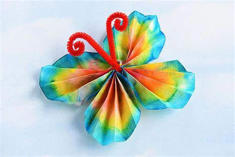 These Classic Coffee Filter Butterflies Are So Easy To Make And Look So