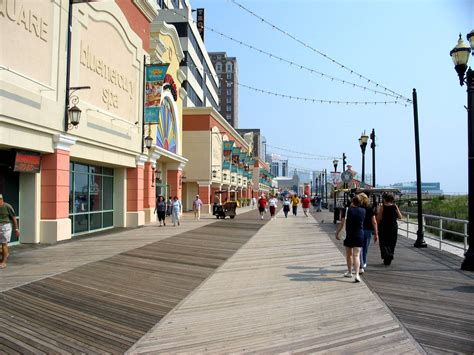 Atlantic City Boardwalk Corel Discovery Center