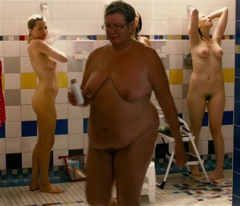 Sarah Silverman Michelle Williams Jennifer Podemski Nude Shower Porn Pics