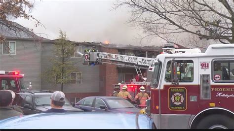 Multiple Crews Battle Apartment Fire Youtube