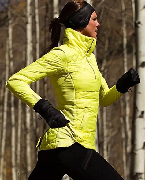 7 Running Gear Accessories To Keep You Warm And Comfortable This Winter