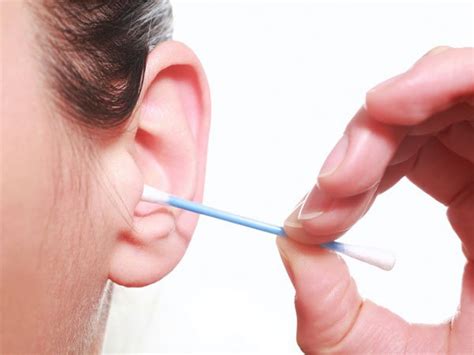 10 Easy Ways To Get Water Out Of Ear Fast