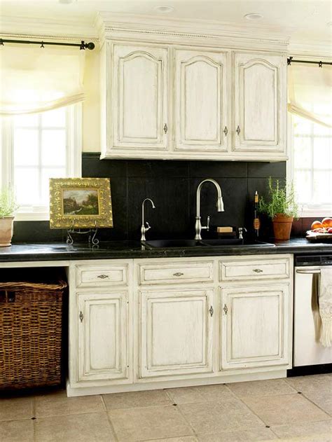 Here are some awesome kitchen backsplash ideas on a budget for the ultimate way to keep the room looking beautiful without breaking the bank. A few more kitchen backsplash ideas and suggestions