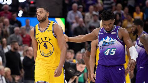 Stephen curry (32 points, five rebounds, nine. NBA - Évacuation en urgence après Jazz vs Warriors