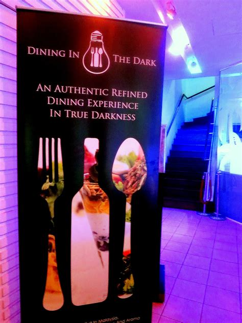 I was initial.ly was a bit worried to try this, as i am usually a very uncoordinated person and i thought i. Dining In The Dark & Ten On Changkat