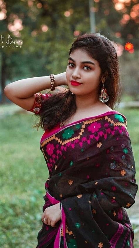 Charming Indian Girls In Saree Stunning Photo Gallery