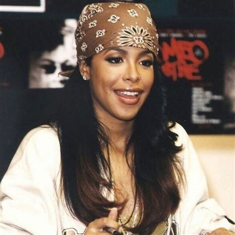 Throwback To This Iconic Aaliyah Bandana Look Lipstick Alley