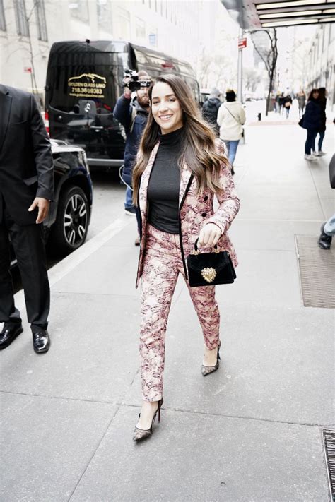 Sep 07, 2019 · 2020 summer olympics: ALY RAISMAN Leaves NBC Studios in New York 01/23/2020 ...