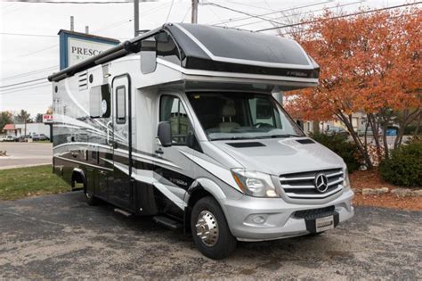 2018 Dynmax Isata 3 24fwm Mercedes Diesel Sprinter Class C Motorhome