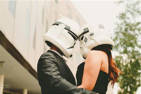 Look Engaged Couple’s Awesome Star Wars Themed Photoshoot When In Manila