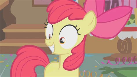 Image Apple Bloom Sees A Makeshift Dress S1e12png My Little Pony