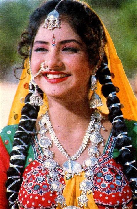 Divya Bharti Most Beautiful Bollywood Actress Beautiful Bollywood Actress Vintage Bollywood