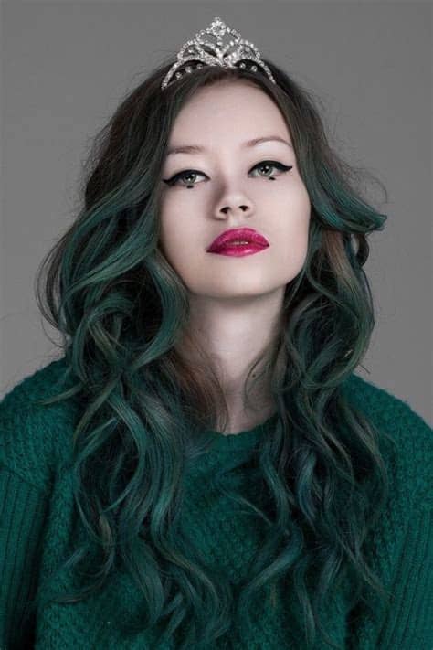 Pick a hair dye that has strong color pigmentation and offers good gray hair coverage. green hair on Tumblr
