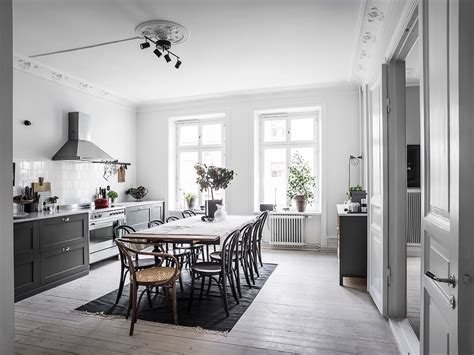 Grey Kitchen With Large Dining Area Coco Lapine Designcoco Lapine Design