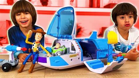 Toy Story Buzz Lightyear Nave Espacial Ubicaciondepersonas Cdmx Gob Mx