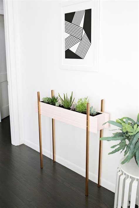 Modern/contemporary (20) refine by style: 15 DIY Plant Stands to Fill Your Home With Greenery