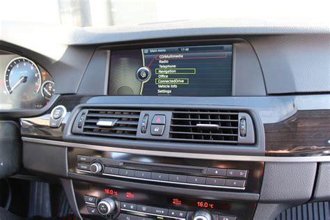 Cic is short for car information computer featuring a more advanced infotainment system than ccc (redesigned controller, enhanced menu navigation, bigger screen dimension, etc.) Reparatie Navigatie CCC BMW X6 E71 AutoTehnics